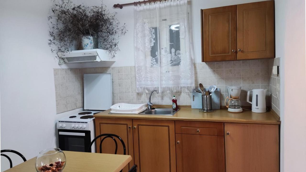 Mirsini Apartments Agios Georgios  Buitenkant foto