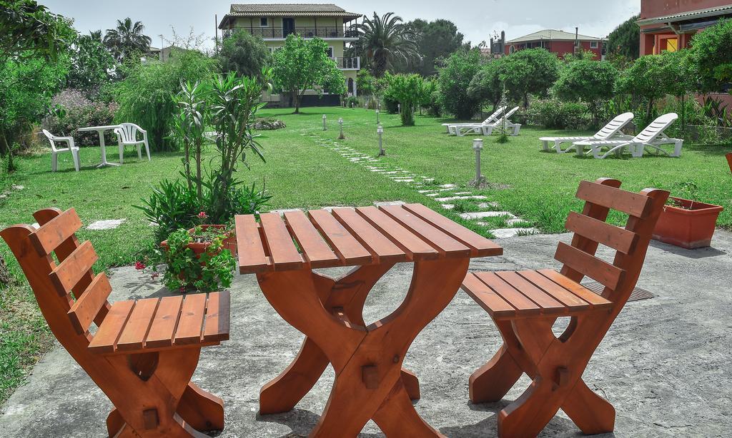 Mirsini Apartments Agios Georgios  Buitenkant foto